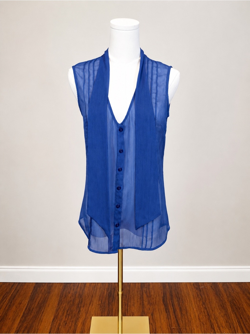BCBGeneration Blue Sleeveless Pleated Button Front Neck Tie Blouse Size 8